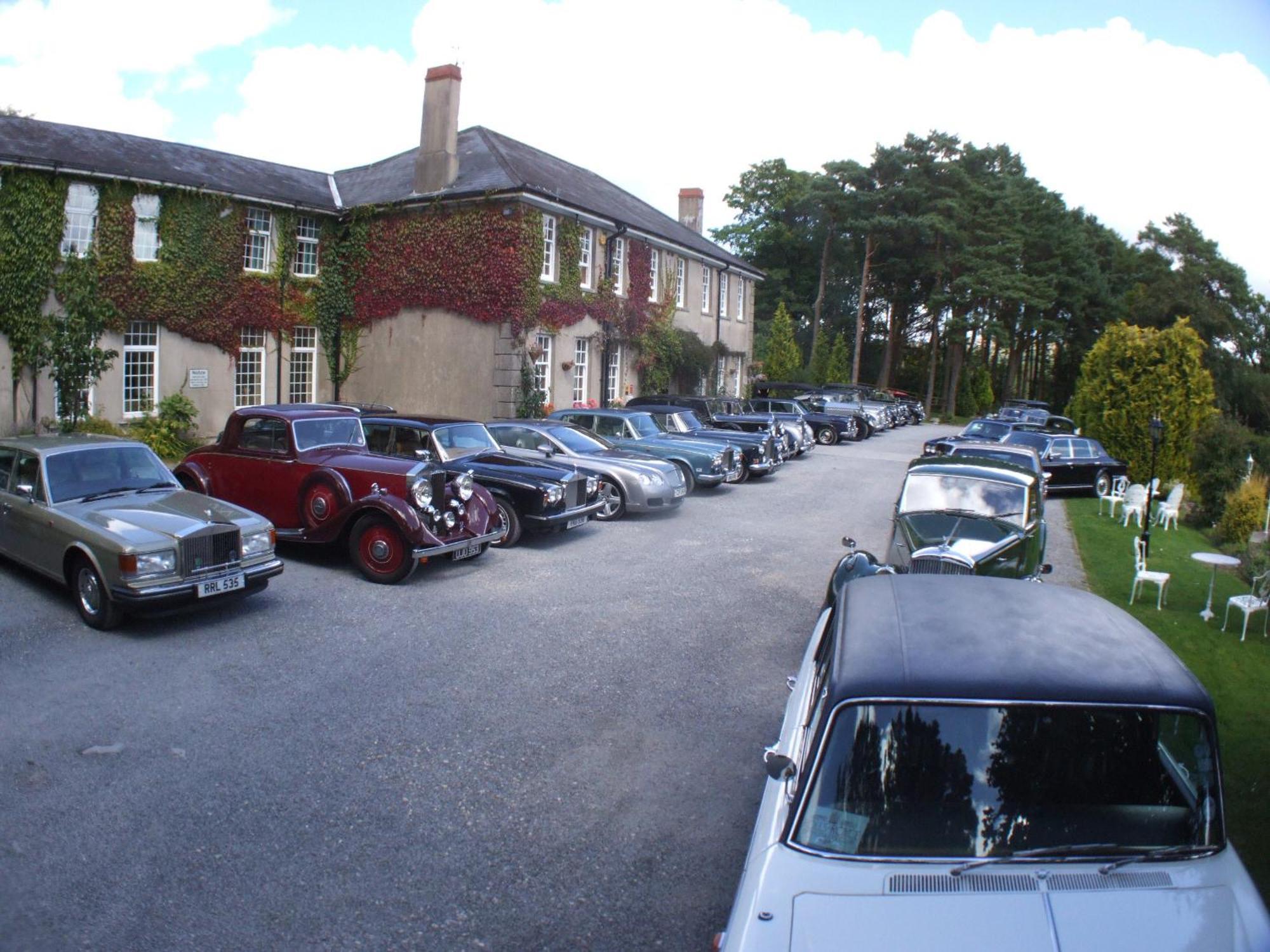 Отель Ty Newydd Country Hirwaun